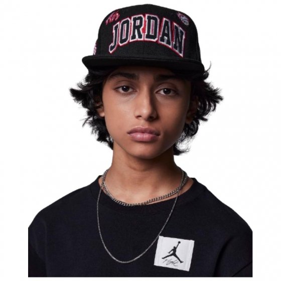 Jordan Patch Pack Snapback Jr i gruppen ACCESSOARER   / Kepsar / Mssor / Kepsar Jr hos 2WIN BASKETBUTIK (9A0835-KR5)